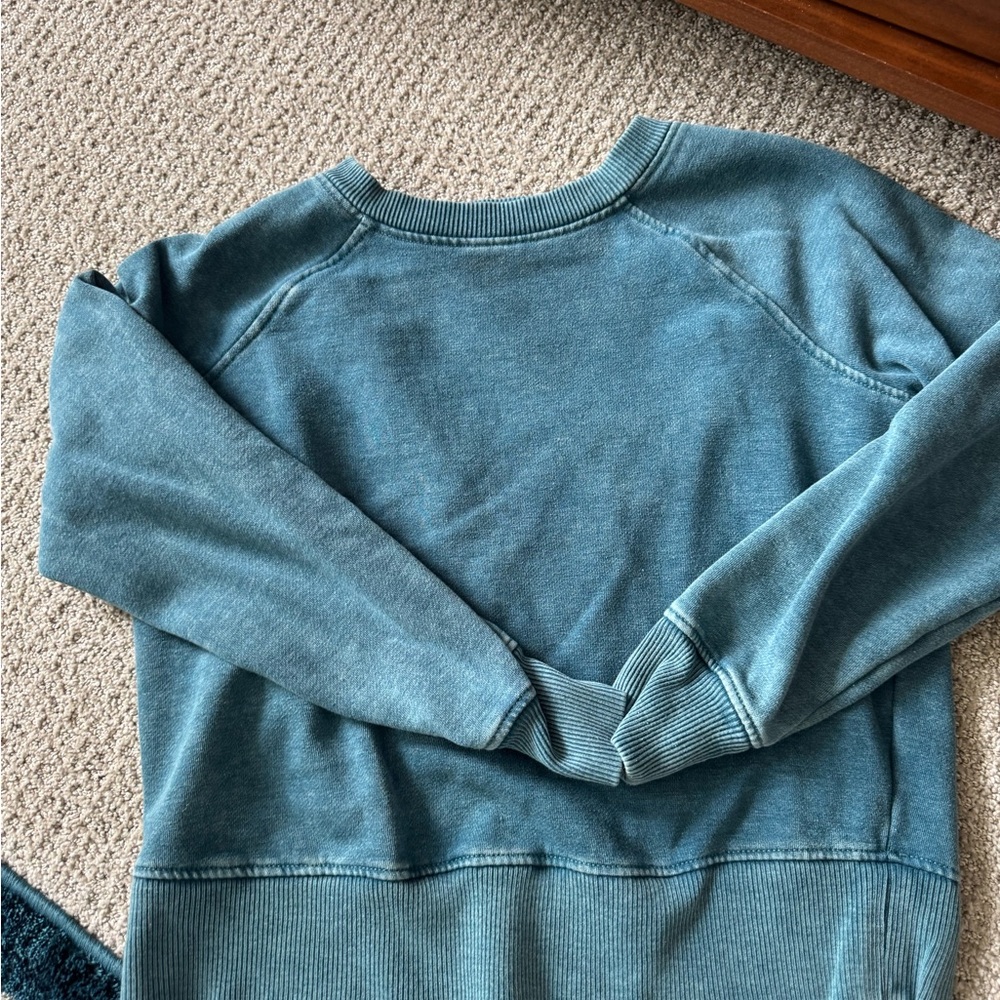 Teal Long Sleeve Sweatshirt